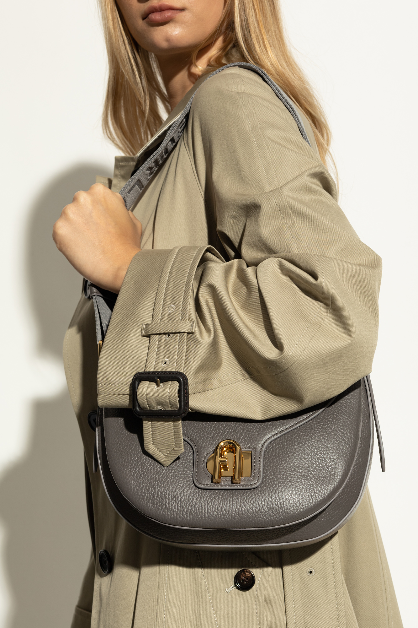 【★cz2535★】新品未使用　FURLA ESSENTIAL Furla Shoulder bag 'Lotus Small' | Women's Bags | Vitkac